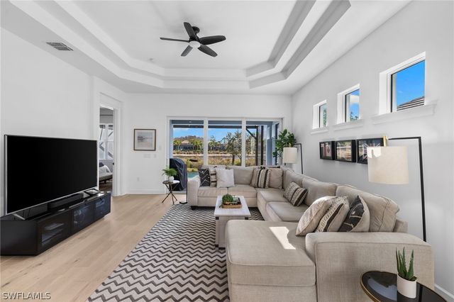 6291 Arriba AVE, Naples, FL 34113