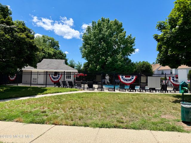 121 Joan Court 121, Jackson, NJ 08527