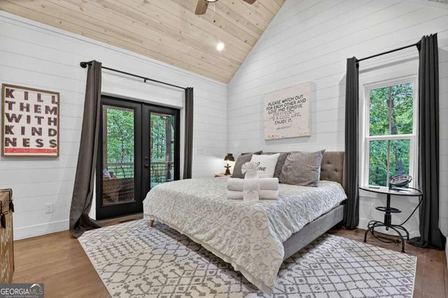 285 Pine Terrace Circle 101, Blue Ridge, GA 30513