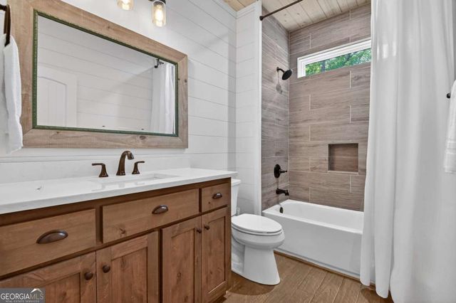 285 Pine Terrace Circle 101, Blue Ridge, GA 30513