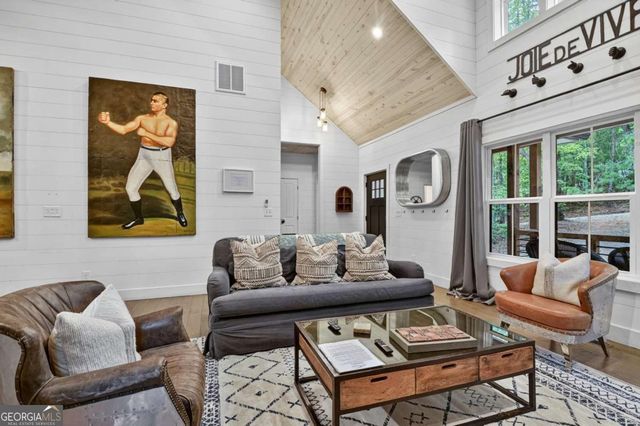 285 Pine Terrace Circle 101, Blue Ridge, GA 30513