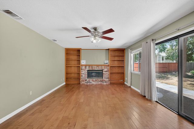 9306 Candalero Ct, Elk Grove, CA 95758