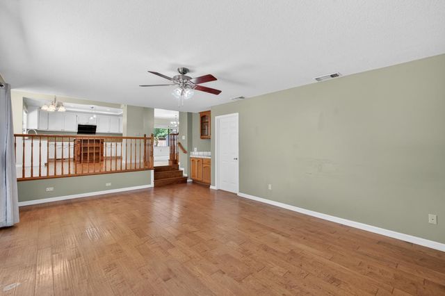 9306 Candalero Ct, Elk Grove, CA 95758