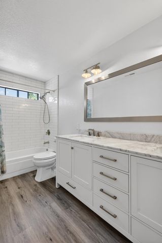 9306 Candalero Ct, Elk Grove, CA 95758