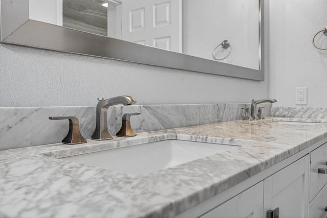 9306 Candalero Ct, Elk Grove, CA 95758