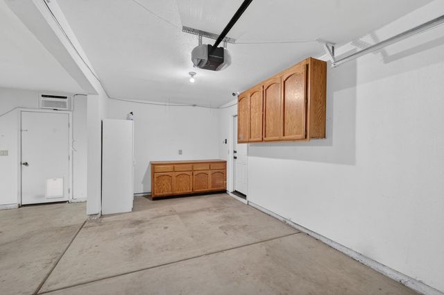 9306 Candalero Ct, Elk Grove, CA 95758