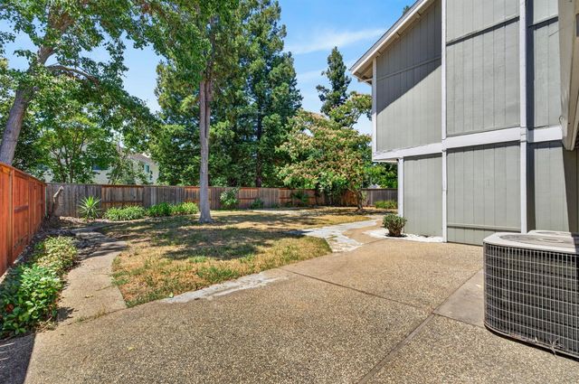 9306 Candalero Ct, Elk Grove, CA 95758