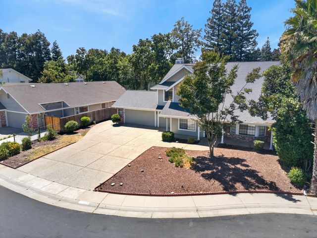 9306 Candalero Ct, Elk Grove, CA 95758