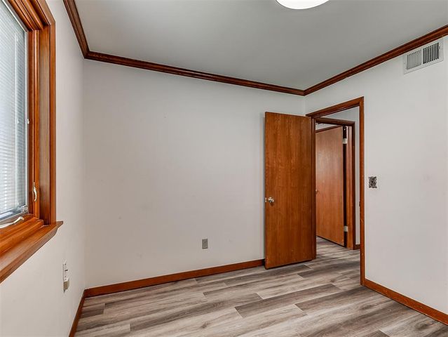 136 Elwood Drive, Edmond, OK 73013
