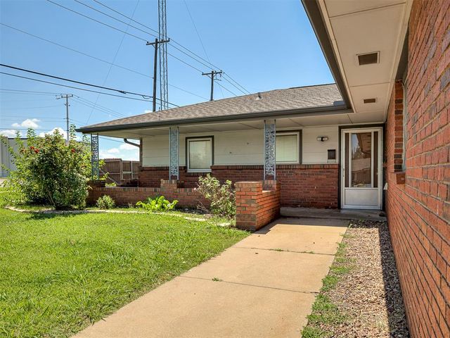 136 Elwood Drive, Edmond, OK 73013