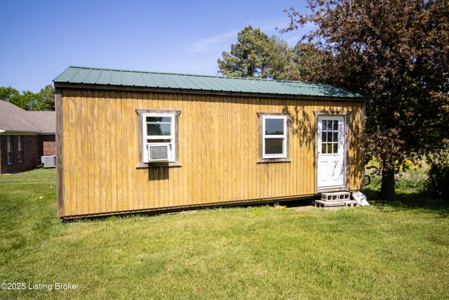 405 Wallace Ave, Leitchfield, KY 42754