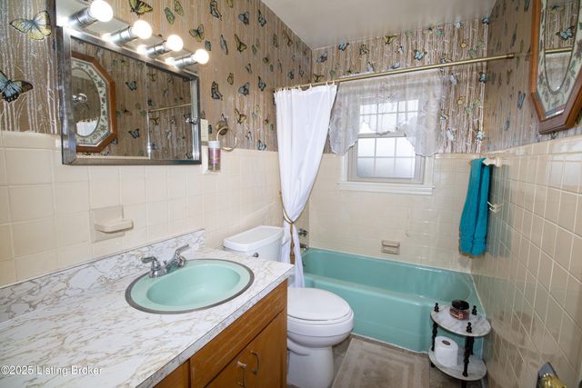 405 Wallace Ave, Leitchfield, KY 42754