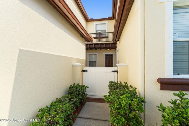 2032 Elkins Point Point, Melbourne, FL 32935