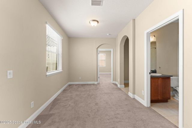 2032 Elkins Point Point, Melbourne, FL 32935