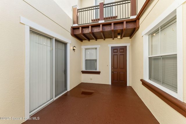 2032 Elkins Point Point, Melbourne, FL 32935