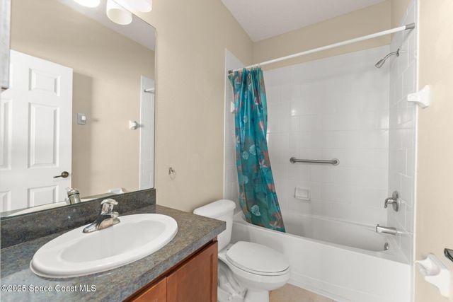 2032 Elkins Point Point, Melbourne, FL 32935