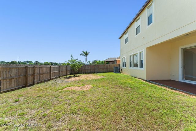 2032 Elkins Point Point, Melbourne, FL 32935