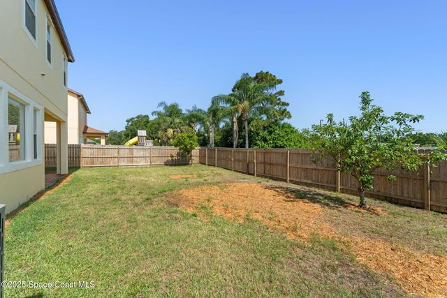 2032 Elkins Point Point, Melbourne, FL 32935