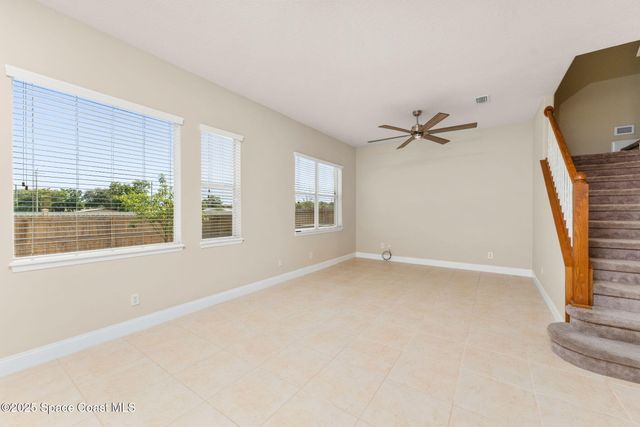 2032 Elkins Point Point, Melbourne, FL 32935