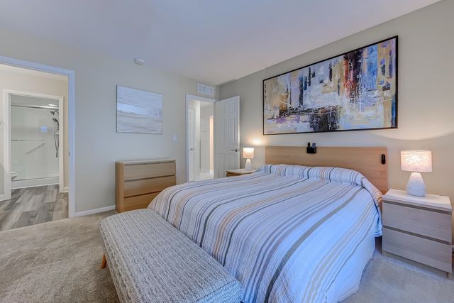 460 Ocean Creek Dr Apt 17, Myrtle Beach, SC 29572