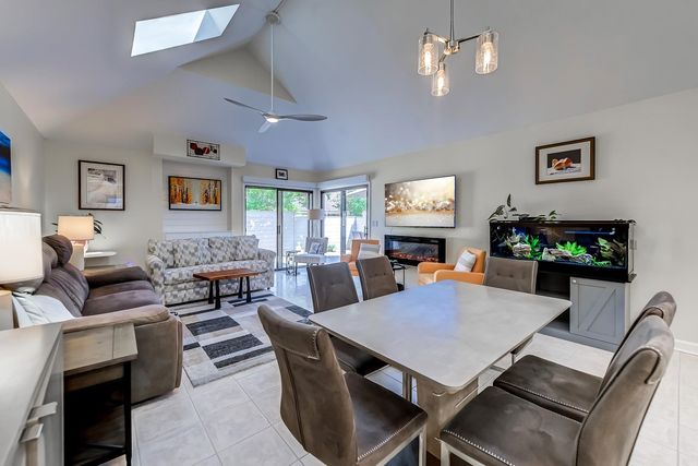 460 Ocean Creek Dr Apt 17, Myrtle Beach, SC 29572