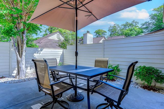 460 Ocean Creek Dr Apt 17, Myrtle Beach, SC 29572