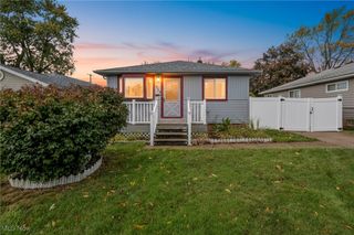 5250 W 151 Street, Brook Park, OH 44142