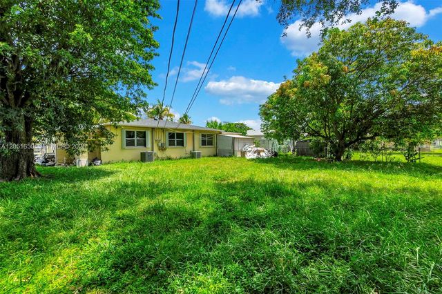 670 NE 130th Street 670, North Miami, FL 33161