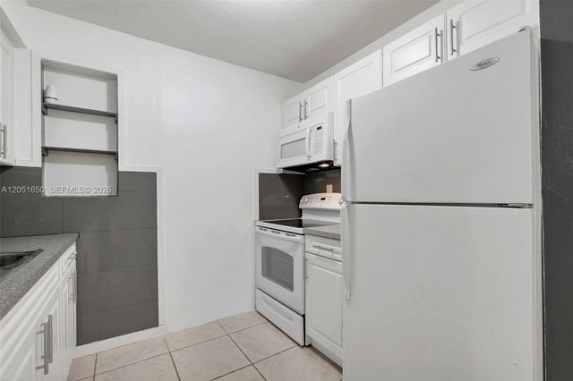 670 NE 130th Street 670, North Miami, FL 33161