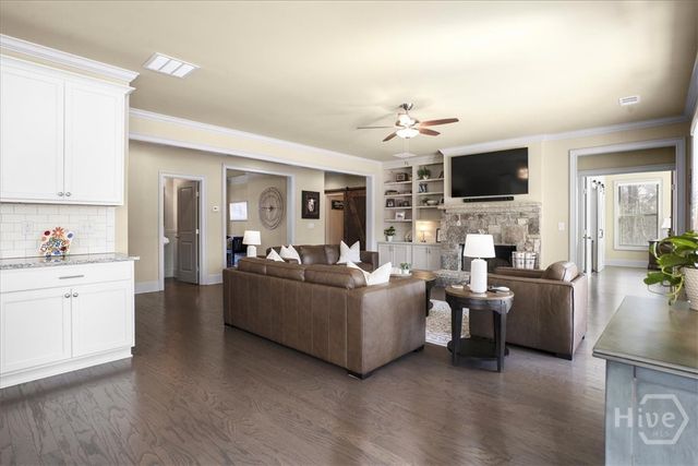 309 Sterling Lake Way, Jefferson, GA 30549