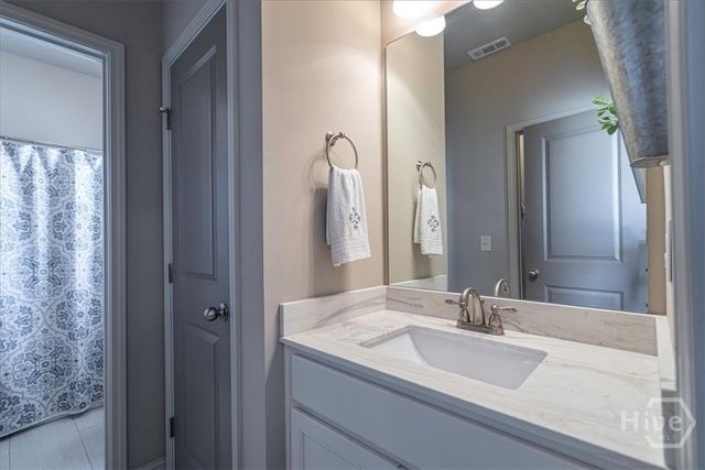 309 Sterling Lake Way, Jefferson, GA 30549