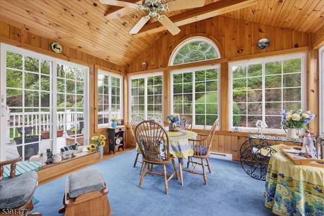42 Copper Penny Rd, Raritan Twp., NJ 08822