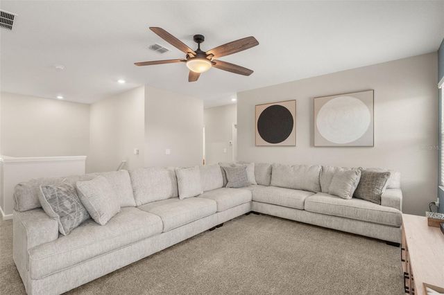 1919 PERCH HAMMOCK LOOP, Groveland, FL 34736