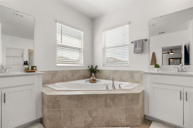 1919 PERCH HAMMOCK LOOP, Groveland, FL 34736