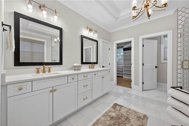 6570 Crestwood Peninsula, Flowery Branch, GA 30542