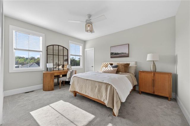 6570 Crestwood Peninsula, Flowery Branch, GA 30542