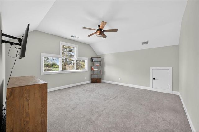 6570 Crestwood Peninsula, Flowery Branch, GA 30542