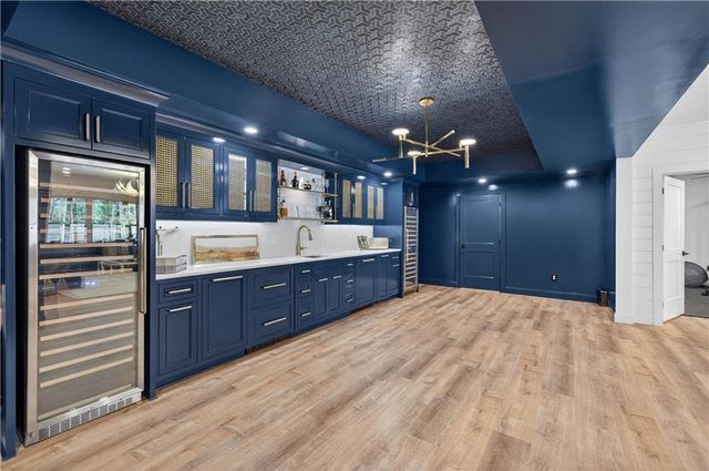 6570 Crestwood Peninsula, Flowery Branch, GA 30542