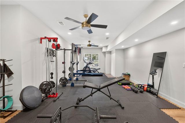 6570 Crestwood Peninsula, Flowery Branch, GA 30542