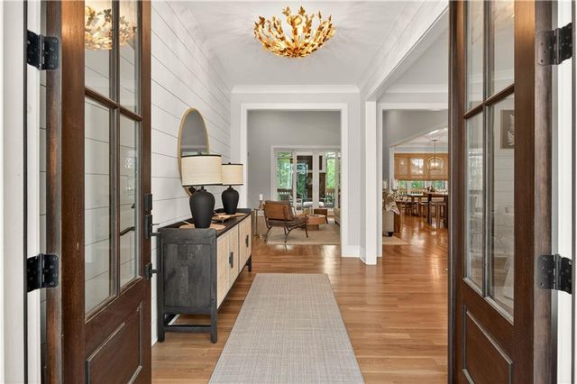 6570 Crestwood Peninsula, Flowery Branch, GA 30542