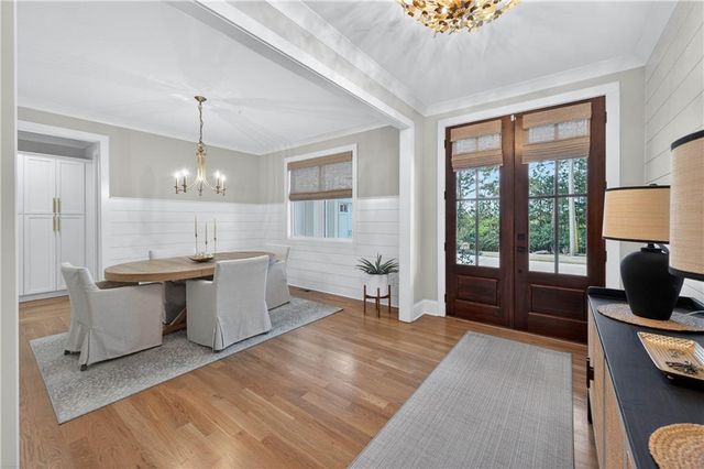 6570 Crestwood Peninsula, Flowery Branch, GA 30542