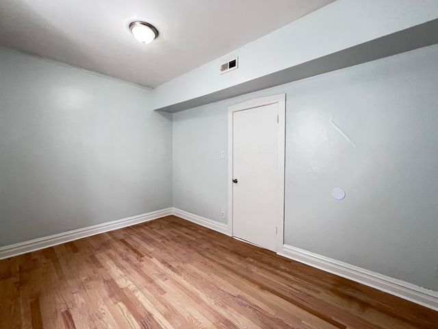 8856 S Lowe Avenue 2F, Chicago, IL 60620