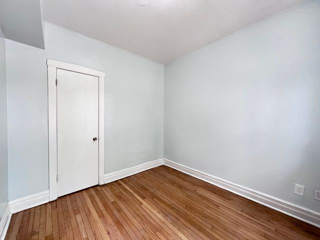 8856 S Lowe Avenue 2F, Chicago, IL 60620