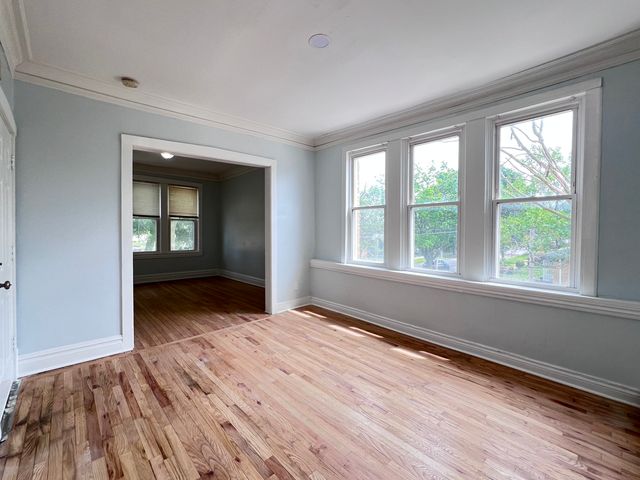 8856 S Lowe Avenue 2F, Chicago, IL 60620