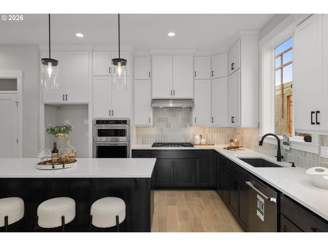 13197 Nw Carson Rd Lot 7, Portland, OR 97229