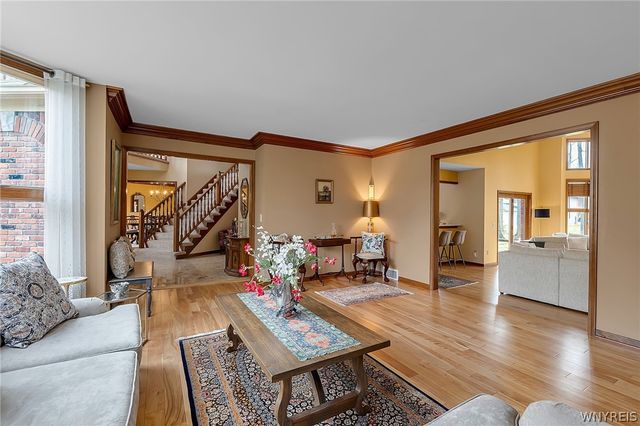 7 Deer Run Court, Amherst, NY 14221