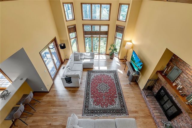 7 Deer Run Court, Amherst, NY 14221
