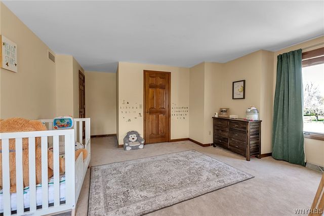 7 Deer Run Court, Amherst, NY 14221
