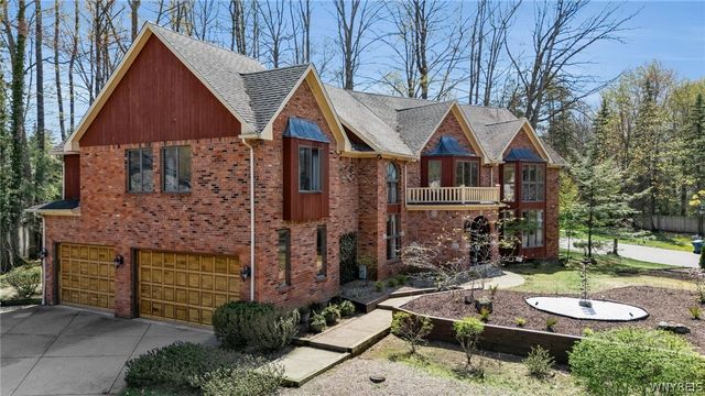 7 Deer Run Court, Amherst, NY 14221