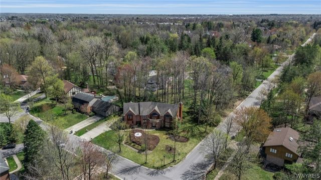 7 Deer Run Court, Amherst, NY 14221